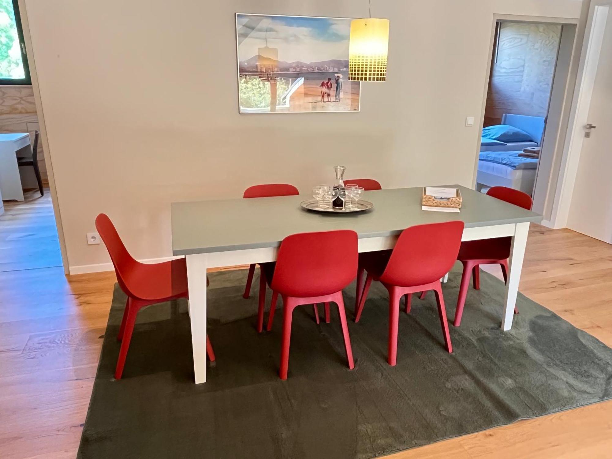 Grosse Wohnung Mit Loggia Templin Exterior foto